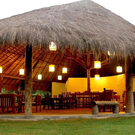 Giman Free Beach Resort Passikudah Buitenkant foto