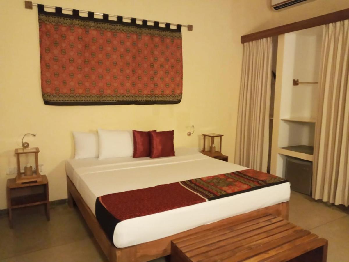 Giman Free Beach Resort Passikudah Buitenkant foto