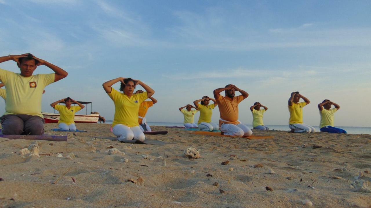 Giman Free Beach Resort Passikudah Buitenkant foto