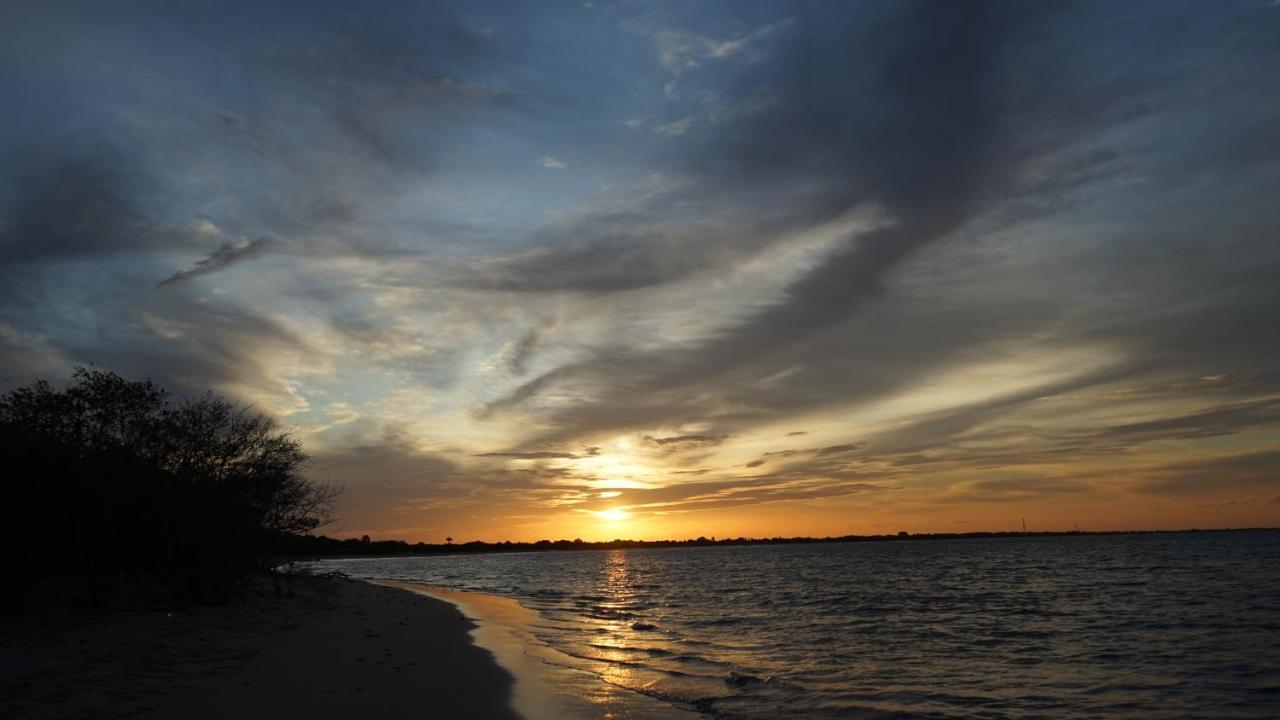 Giman Free Beach Resort Passikudah Buitenkant foto